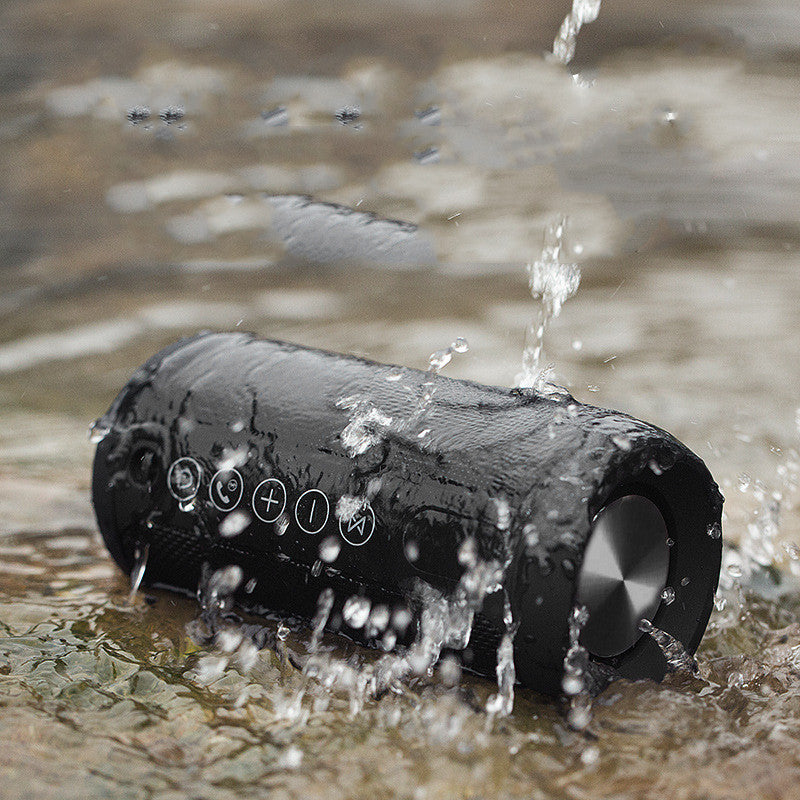 Outdoor waterproof speaker
